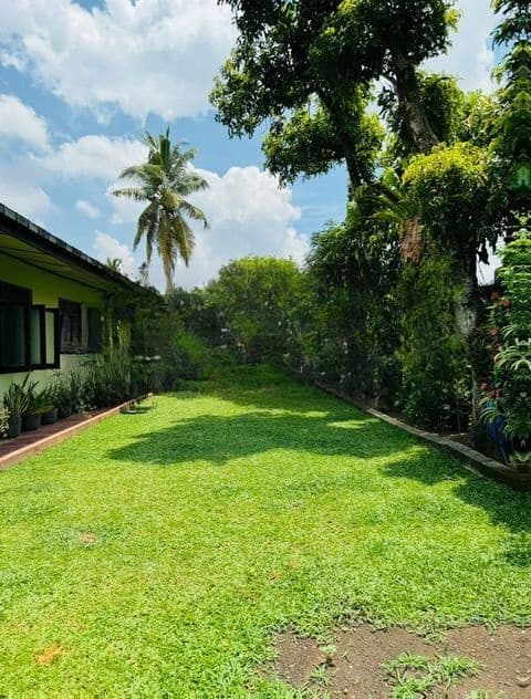 Single Storey House for Sale in Battaramulla Ds44532