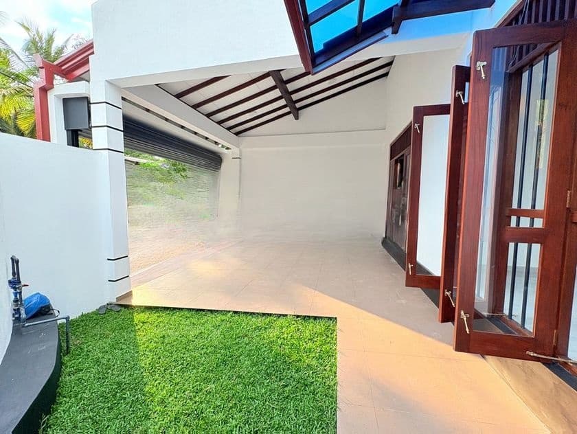 Brand New House for Sale Thalahena