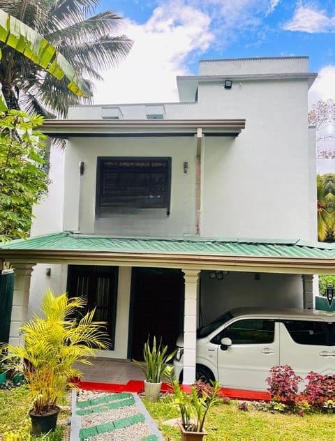 3BED HOUSE FOR SALE IN KADAWATHA WITH FURNITURE (SP1153)