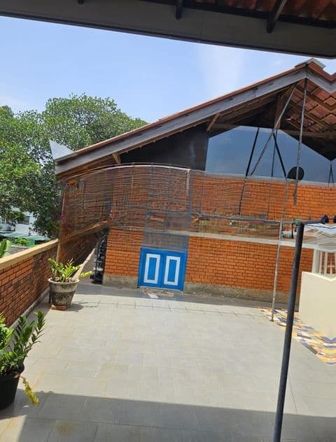 Roof top Apartment for rent Nugegoda