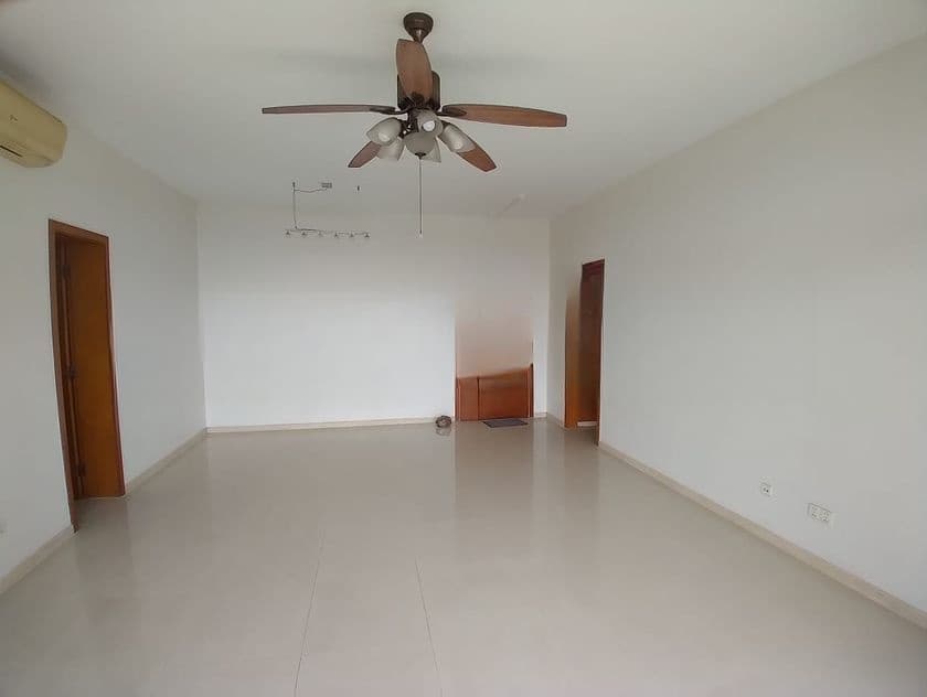 Commercial Property for Rent - Colombo 3
