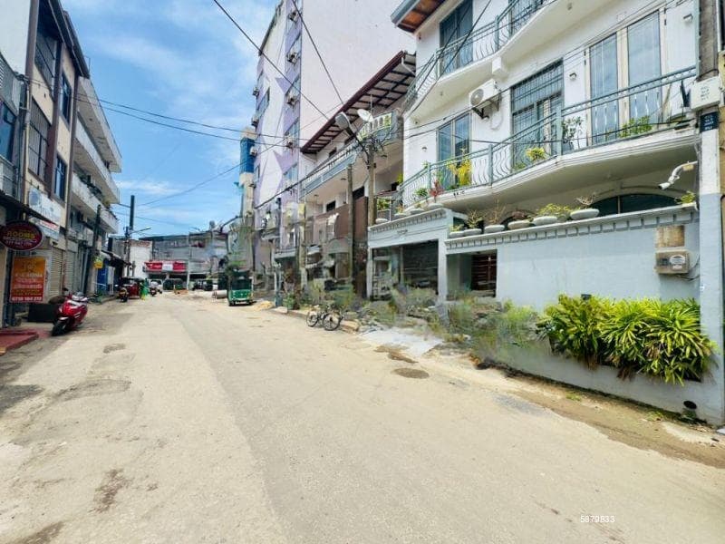 (SE1495)🏡 Luxurious 3-Storey Modern Home for Sale – Heart of Wellawatte! 🏙️✨