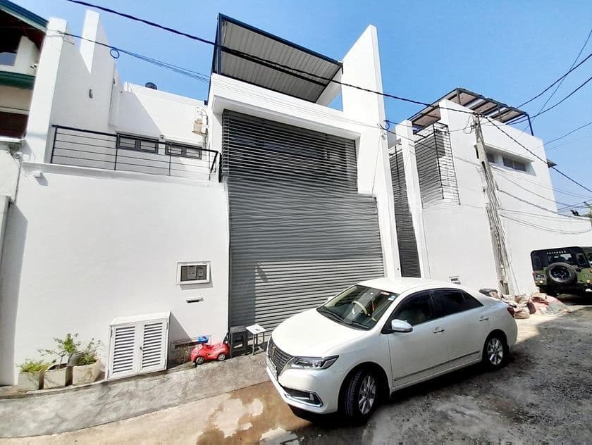 Fully Furnished Solar Electricity Modern House Rent Nugegoda Kohuwala