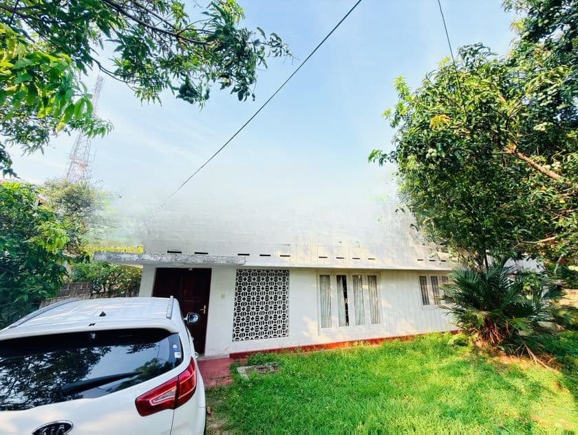 (AFA106) 20 P Land With Old single Story House Sale At Nugegoda…