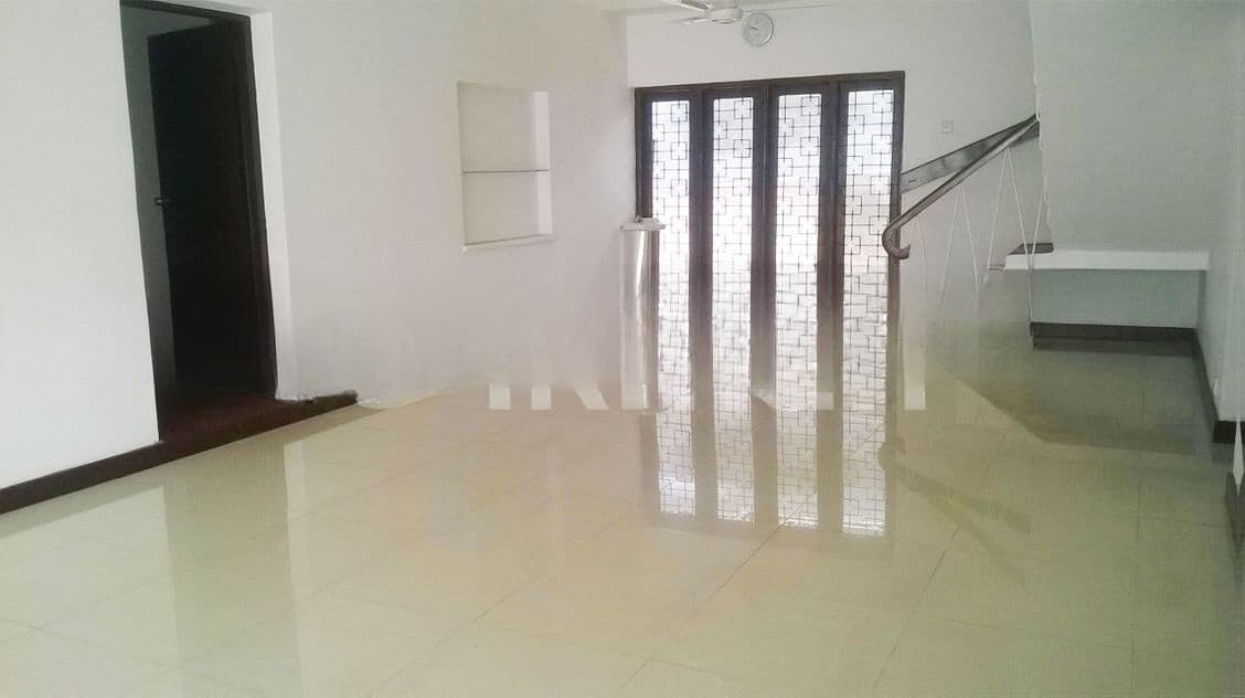 5+ Rooms House Unfurnished RENT Office or Home - Dharmarama Road Colombo