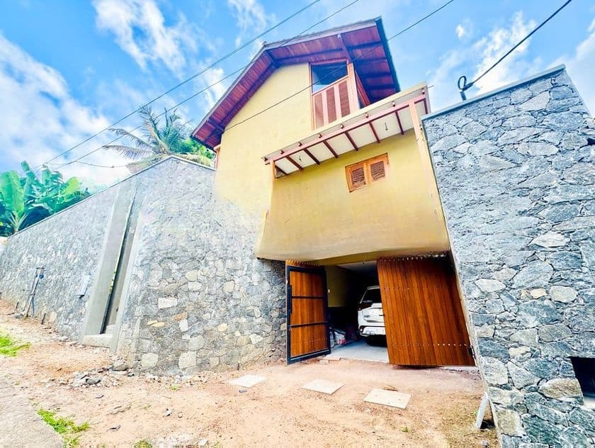 17P B/New Architect Designed Super Luxury House For Sale In Nugegoda