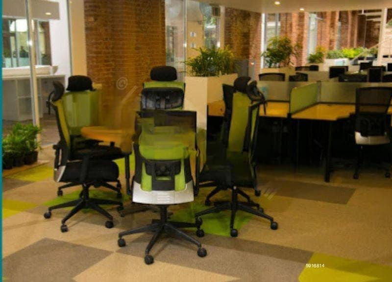 🚀 Move In Today – Plug & Play Corporate Office with 100 Workstations & Computers! FULLY FURNISHED IT OFFICE SPACE✨