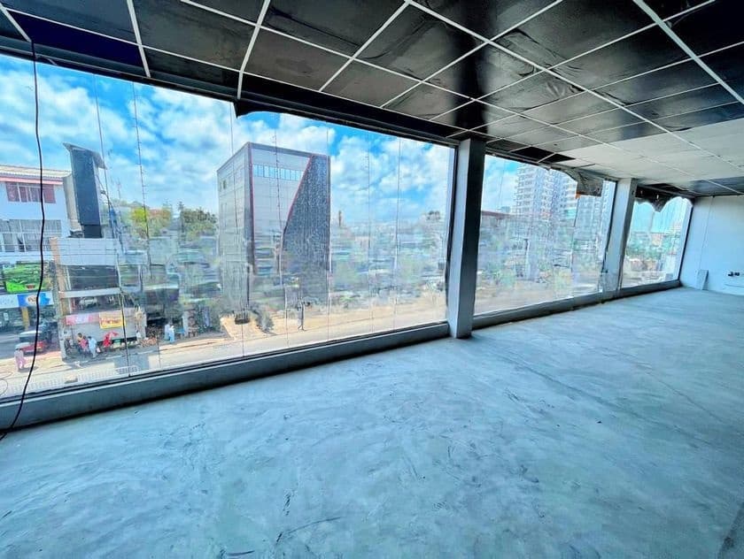 Dehiwala 3500 Sqft 2nd Floor Showroom Building Space for Rent