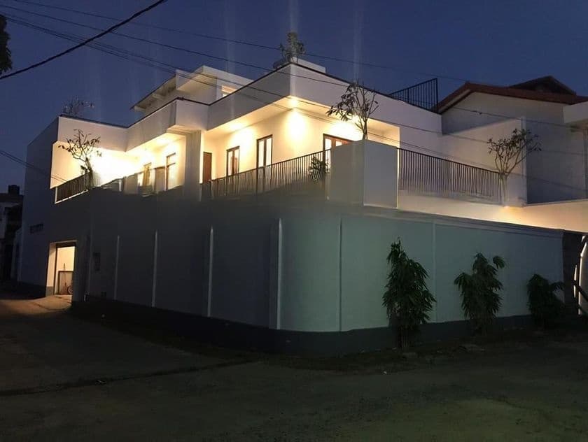 House for Sale in Colombo 08