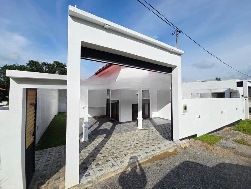 04BR Single Story House For Sale In Meegoda