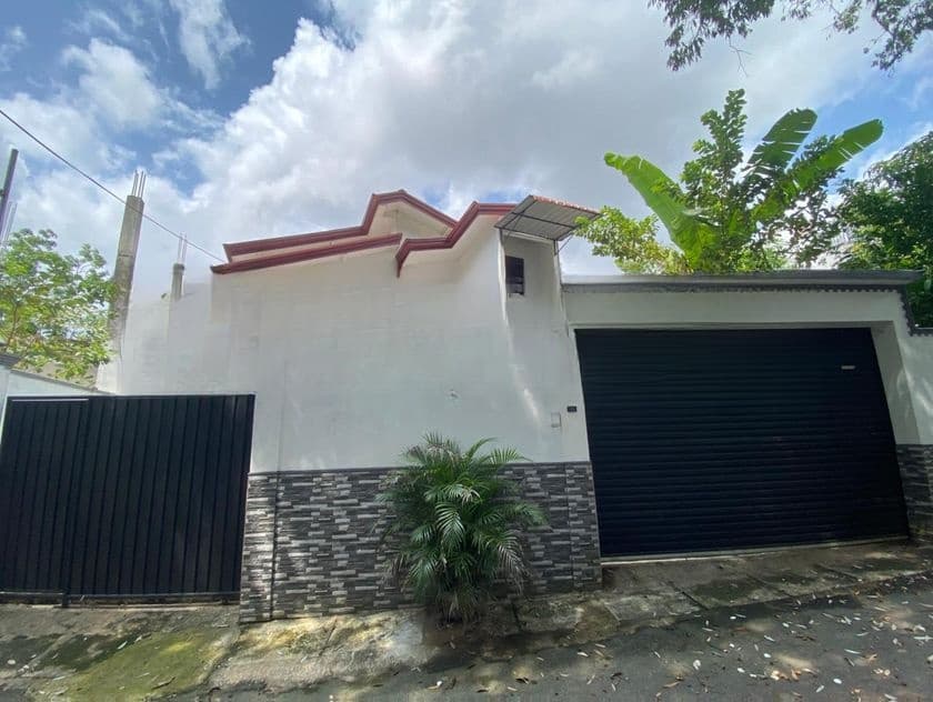 Well-Maintained House for Sale – Kottawa