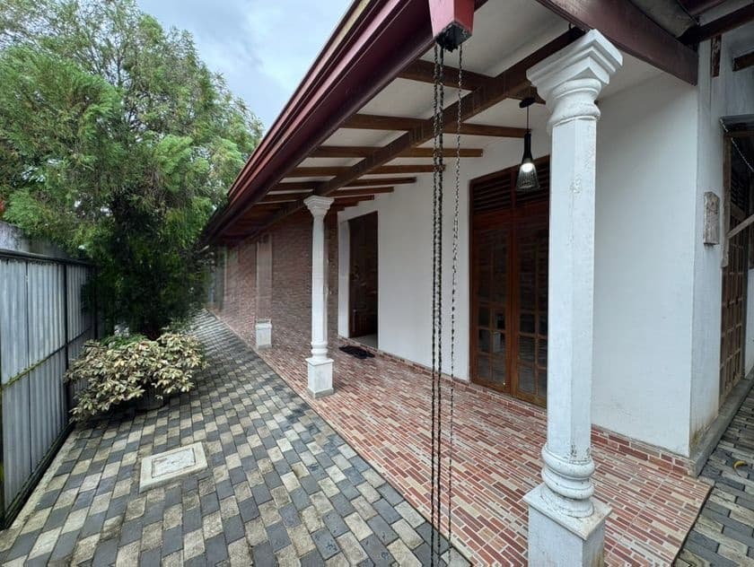House for Sale in Piliyandala