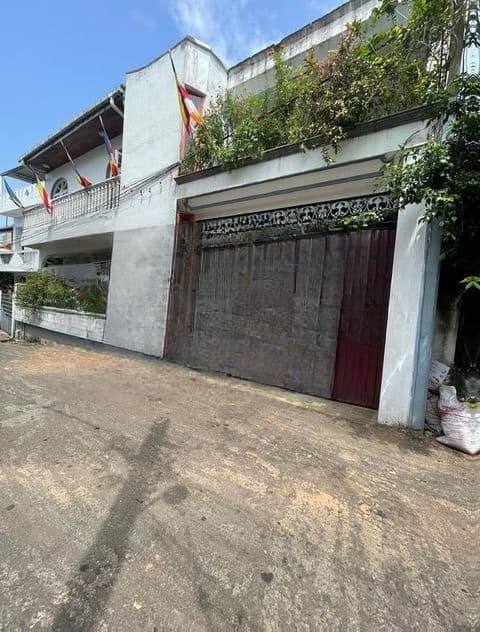 Ground Floor Apartment for Rent in Nugegoda