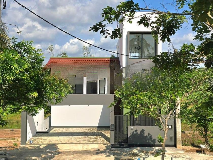 Newly Build Luxury Three Story House For Sale In Homagama