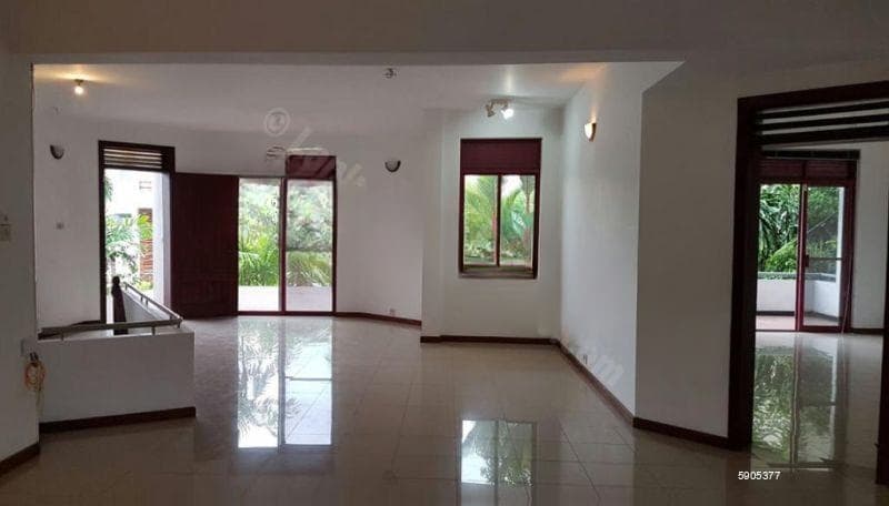05 Bedroom Unfurnished 02 Storied House for Rent in Battaramulla (A4261)