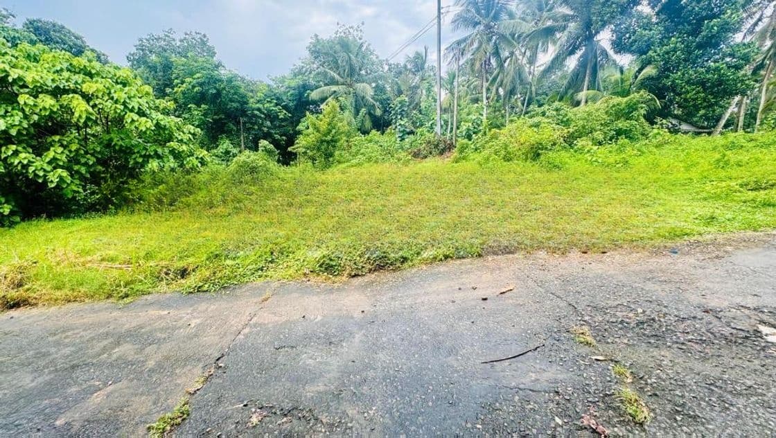 Prime Residential Plot for Sale in Kirillawala Kadawatha