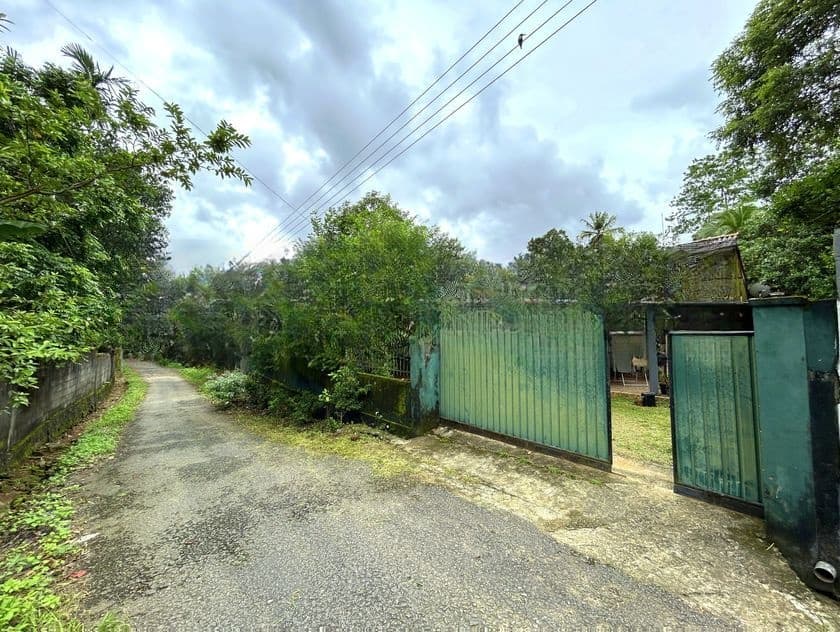 House For Land Value - Homagama Galavila Watta Rd With Annex
