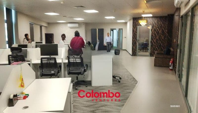 1,500 sqft Modern FURNISHED / UNFURNISHED Office for RENT – Commercial Building close Colombo City Center, Col, 2