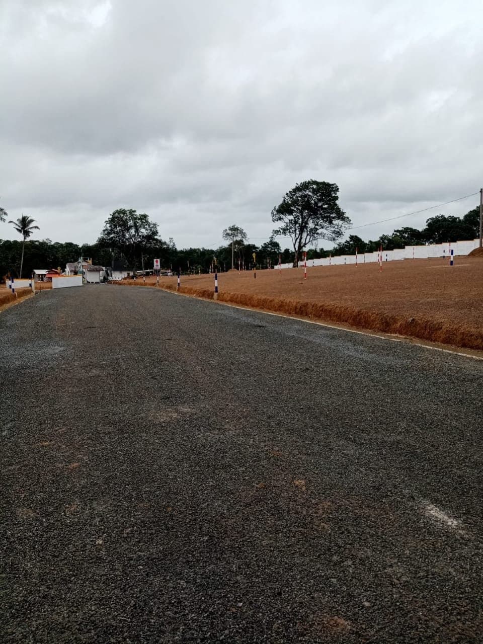 162 බණ්ඩාරගම - කොළඹ බස් පාරට 500m ක් නුදුරින් අගනා නේවාසික බිම් කොටස්