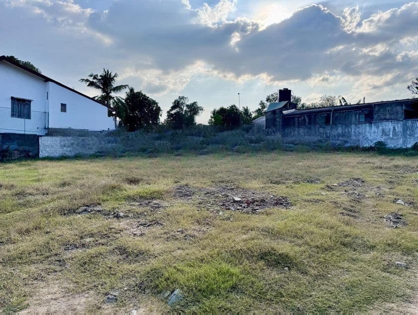 40P Prime Land For Sale near Galle Road in Moratuwa