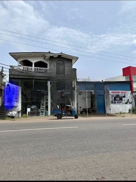 COMMERCIAL SPACE FOR RENT IN MAKOLA (SP1267)