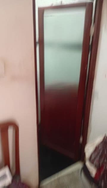 Room for Rent with Attached Bathroom in Colombo 8