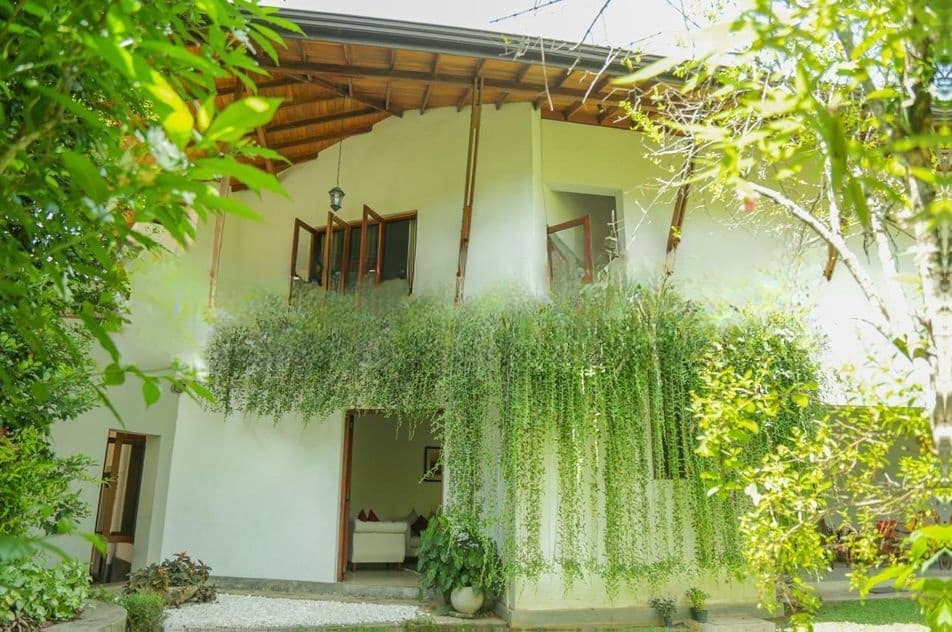Four (4) Bedroom Luxury House for Sale - Battaramulla