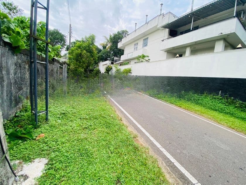 10P Superb Land Close to Thalahena Junction, & Malabe Town