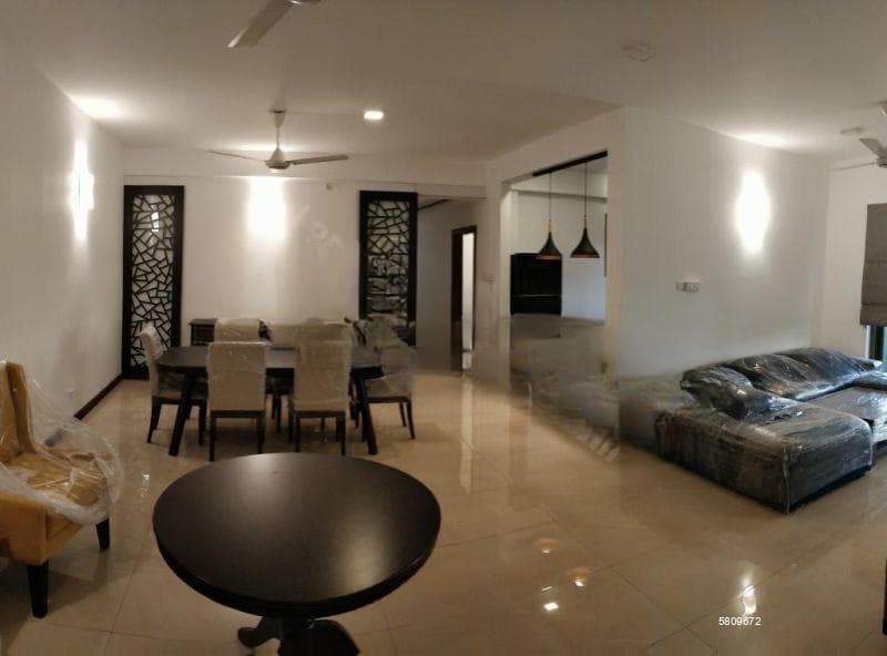Spacious Three bed room apartment for rent