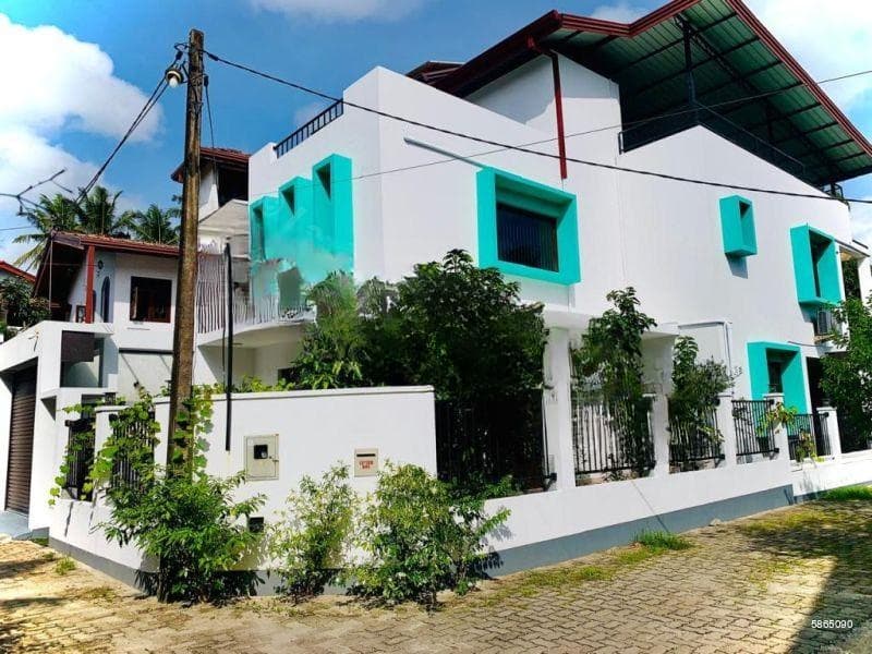 Solar-powered Luxury Living In Kiribathgoda