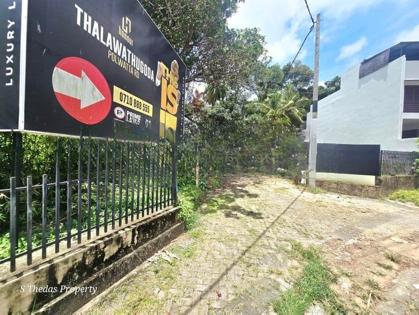8.10P Prime Land For Sale In Thalawathugoda