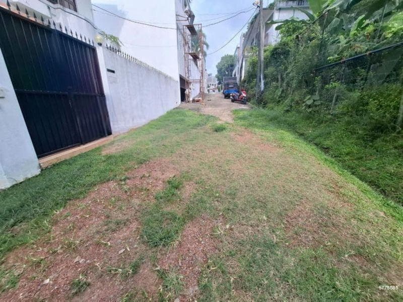 Land for Sale - 12 Perches in Rajagiriya (A4706)