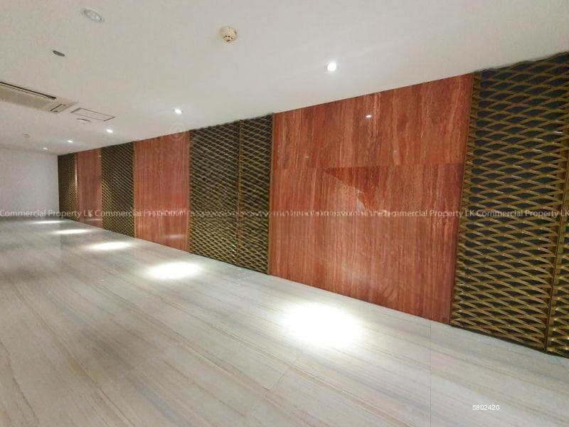 12,000 Sq.Ft Commercial Office Floor For Rent In Rajagiriya