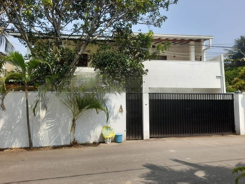 Luxury New House for Sale in Boralesgmauwa