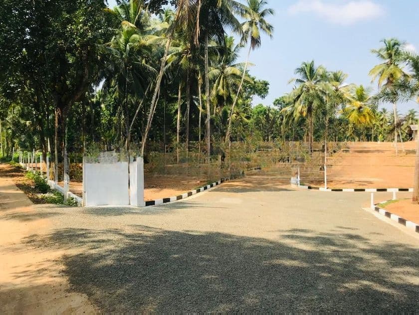 Highly Residential Land For Sale in Nittambuwa