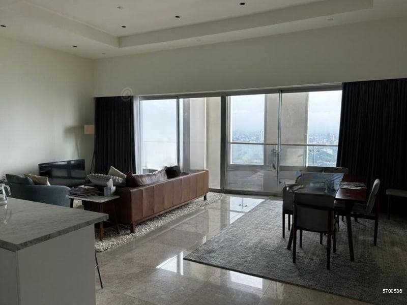Penthouse - luxury 3 bed room at Colombo City center. (C C C)