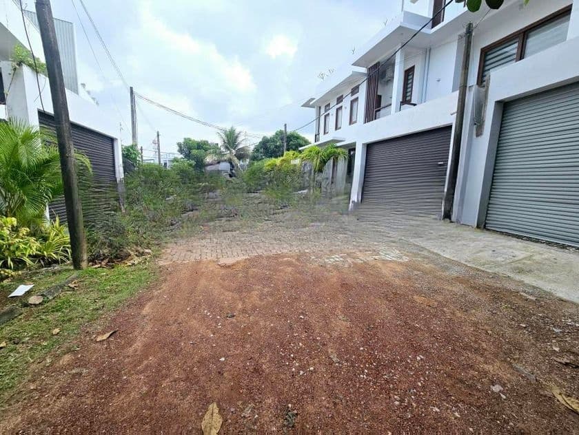 12.50P High Residential Bare Land For Sale In Mount Lavinia