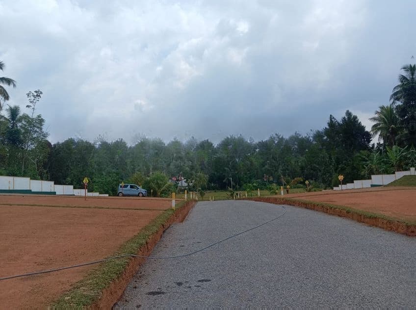 Land at Kottawa