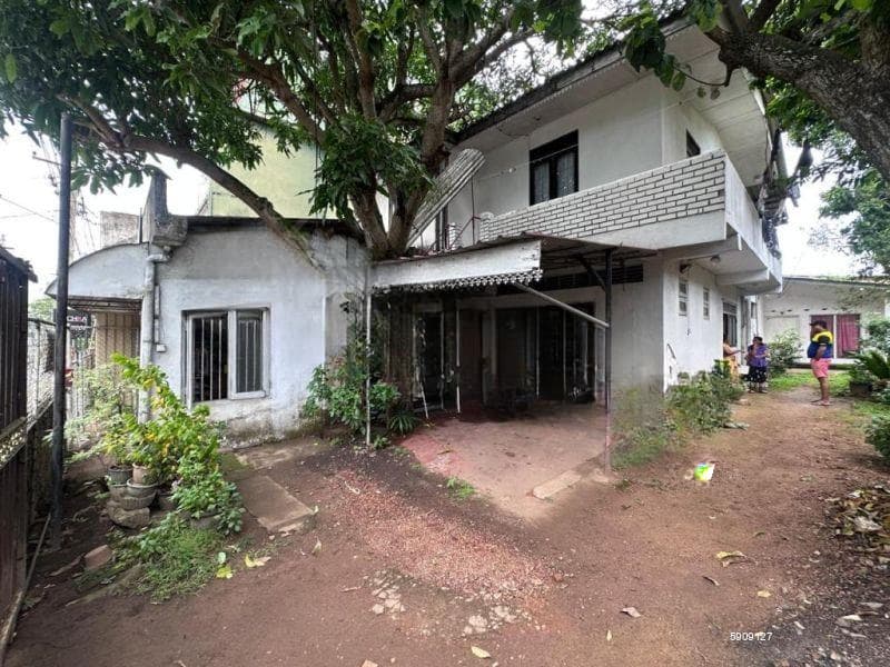 16.55 Perch Land with Old House for Sale in Pita kotte, S1924