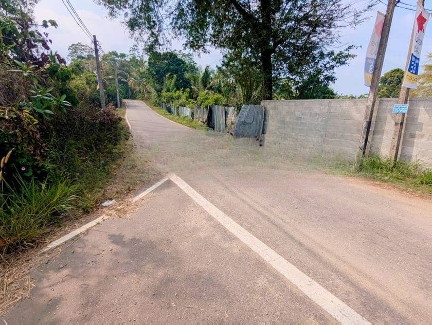 Land for sale in Panawala