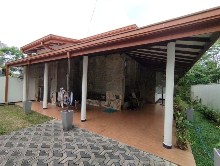 Super House for Sale Kiriwatthuduwa