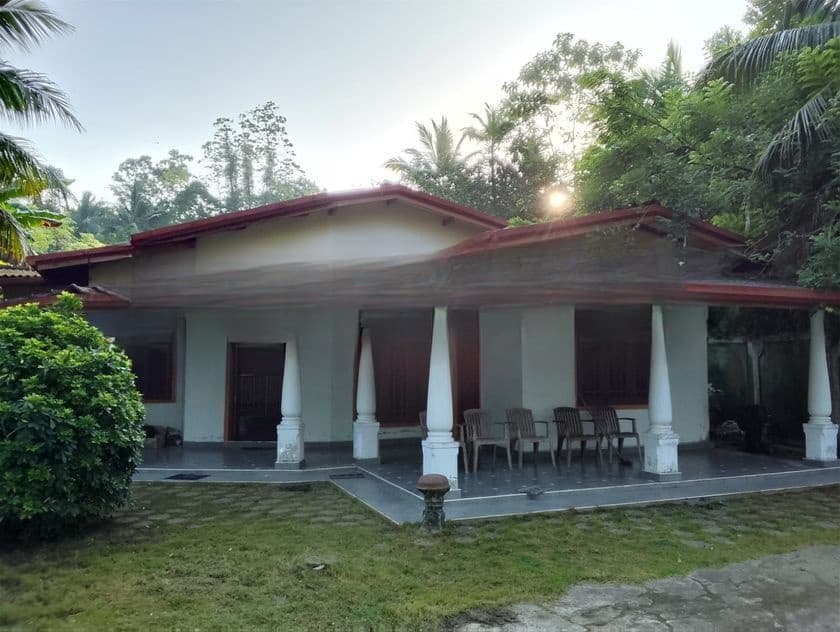 House for Sale In Meegoda, Dampe (Homagama, Colombo)