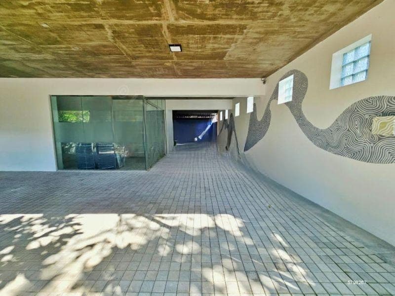 Commercial Building for Rent, Floor-wise
