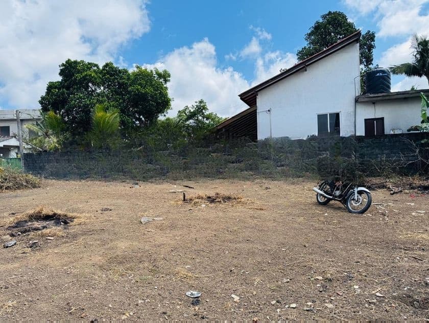 නගරයට ආසන්නව පදිංචියට සුදුසු ඉඩමක් විකිණීමට - Piliyandala