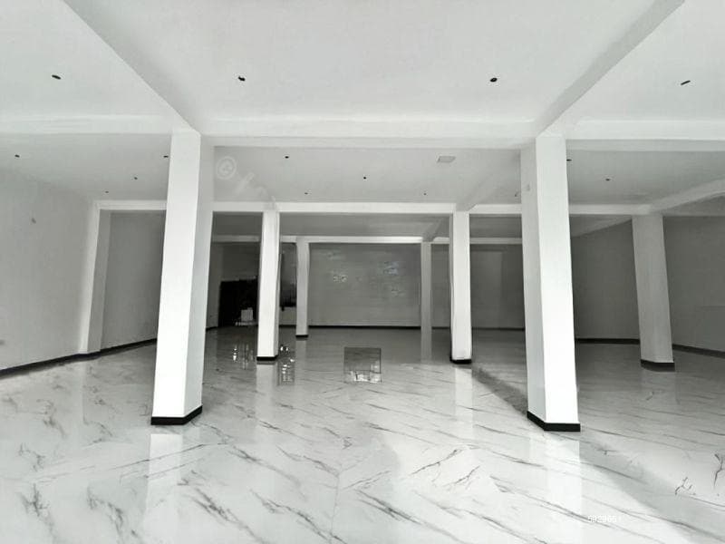 Commercial Building for Sale in Colombo 09