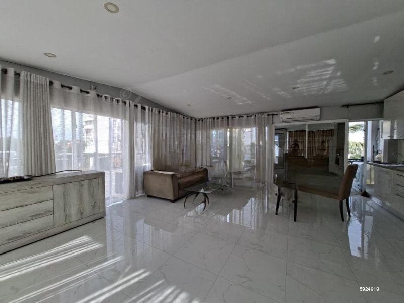 Fully Furnished Studio Apartment for Rent – Kirula Road, Colombo 05