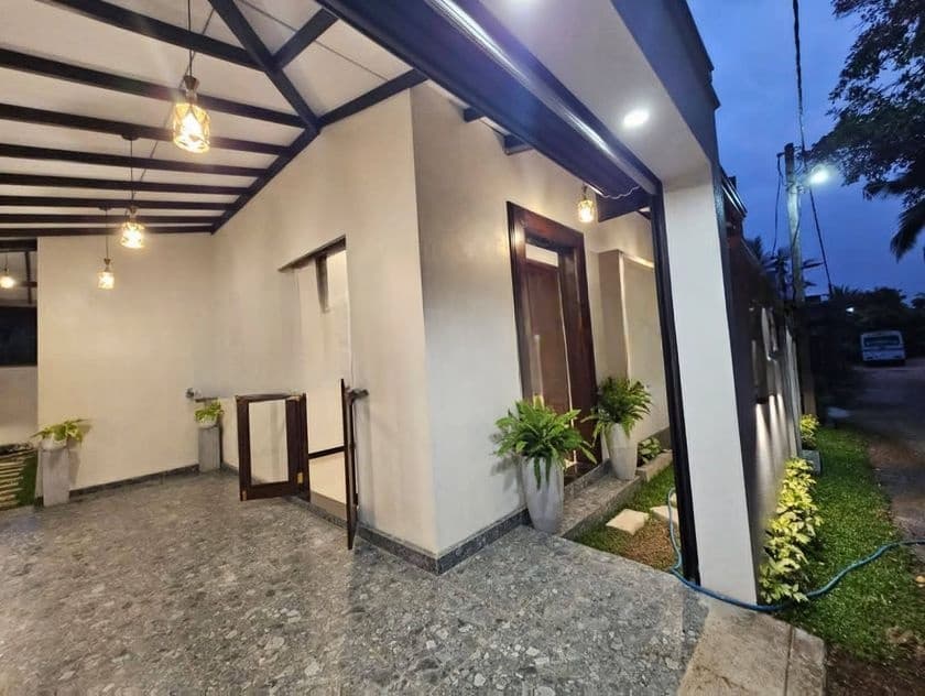 සුපරි තනිමහල් නිවසක් විකිනිමට කොටිටාවෙි දියගම