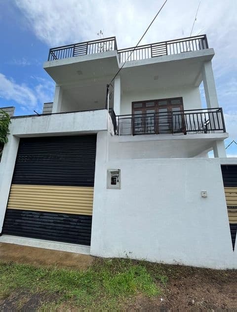 Luxury Two Story House for Rent in Piliyandala