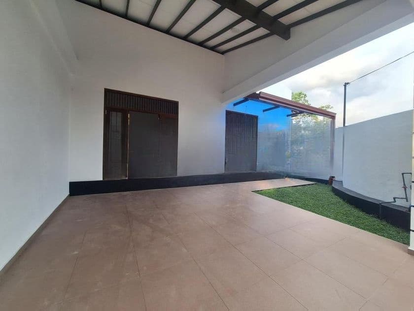 House for Sale in Battaramulla