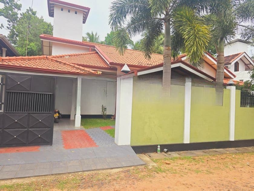 All Complete House For Sale in Negombo